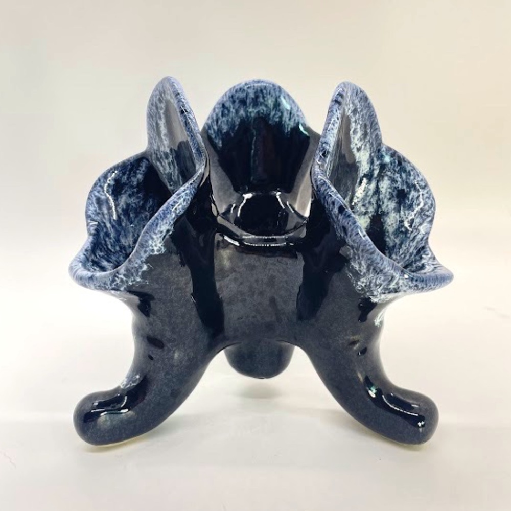 Van Briggle Pottery 3 Footed Tulip Cornucopia Black Blue Drip Candle Bud Vase